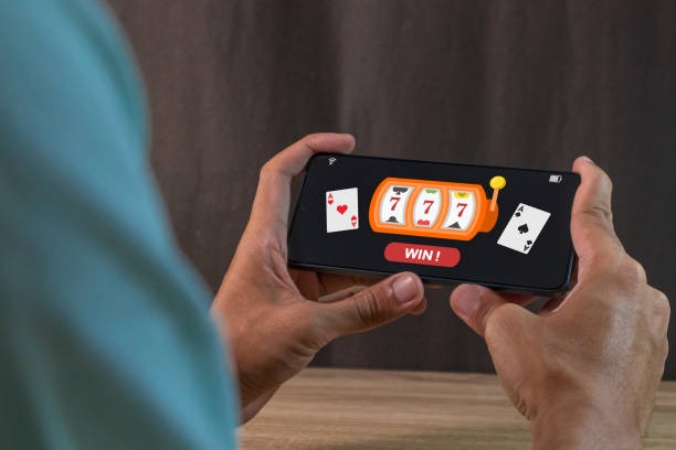 Gem Saviour live dealer table on paham4d mobile app showing crystal display and betting interface