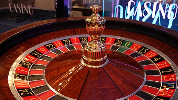 Mobile betting control panel for Gem Saviour showing stake buttons and bet slip